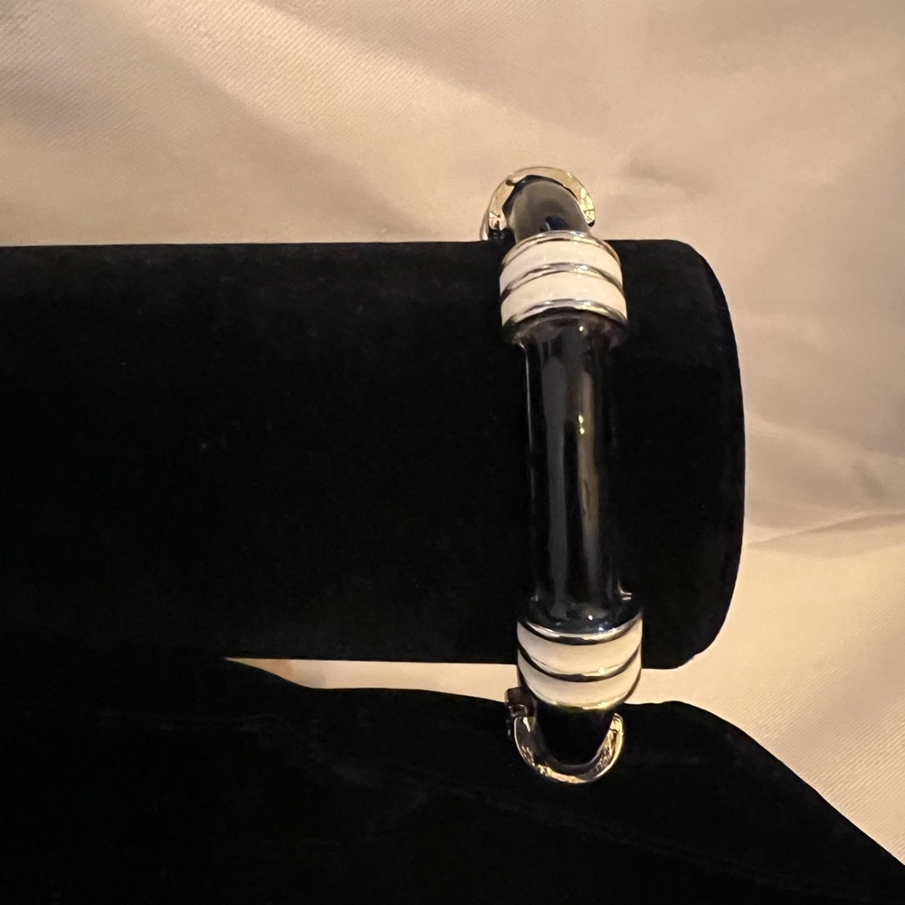 Cute Black & White Enamel Bangle Bracelet